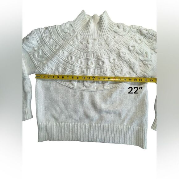 Banana Republic Couronne Cable Knit
Sweater, size XL - Picture 5 of 11